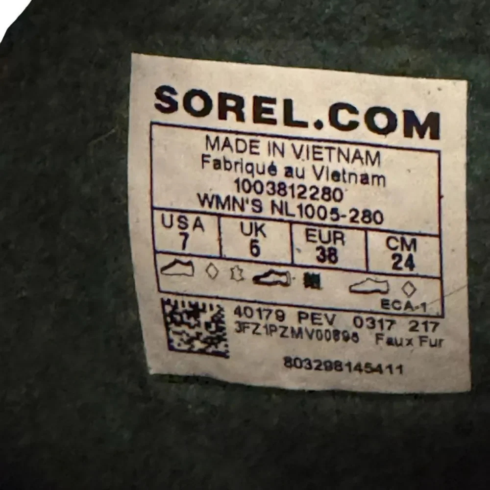 Sorel Caribou WP Waterproof  Boots Black and Tan
